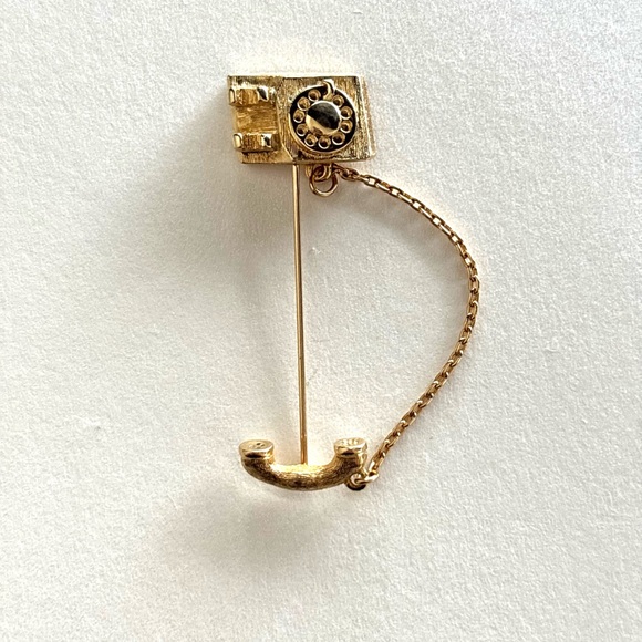 Jewelry - Avon Gold Telephone Stick Pin